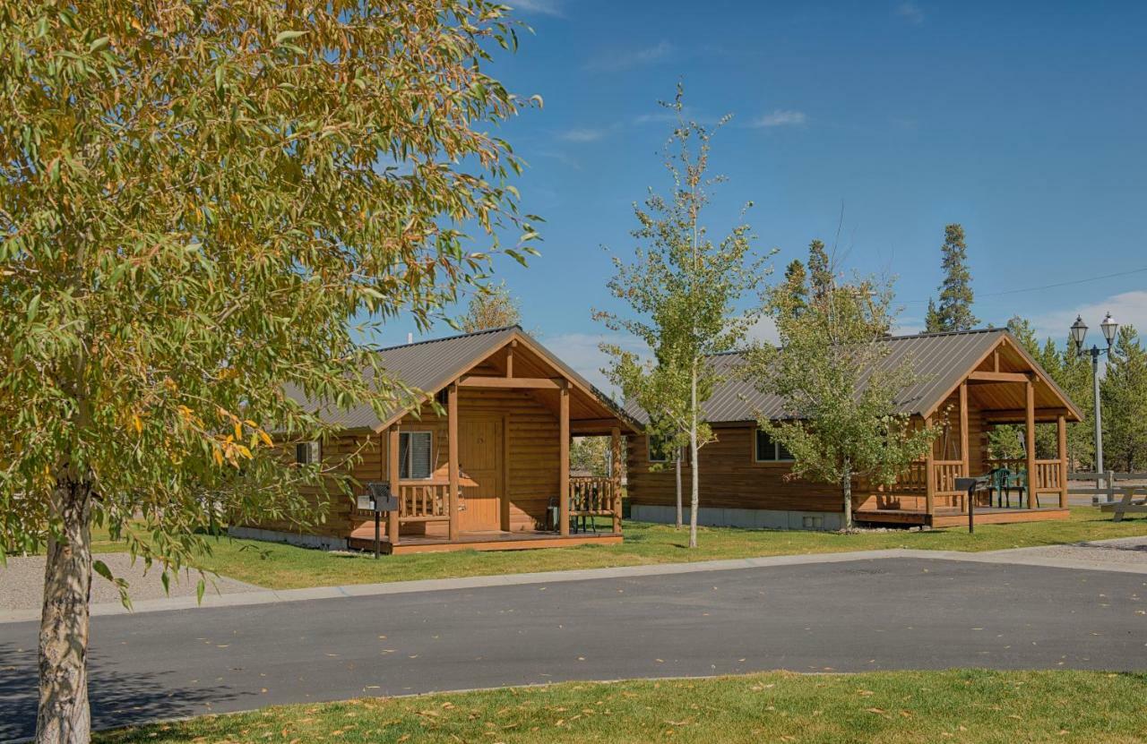 Yellowstone Grizzly RV Park&Cabins Villa West Yellowstone Esterno foto